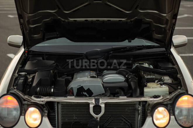 Mercedes E 200 2001, 216,711 km - 2.0 l - Bakı