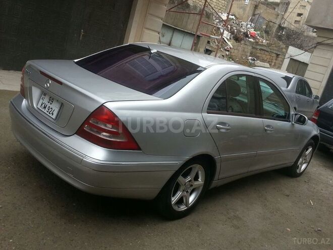 Mercedes C 240 2002, 333,000 km - 2.6 l - Bakı