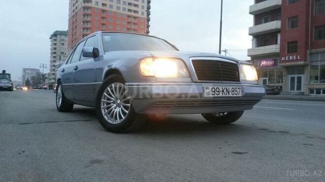 Mercedes E 320 1994, 289,000 km - 3.2 l - Bakı