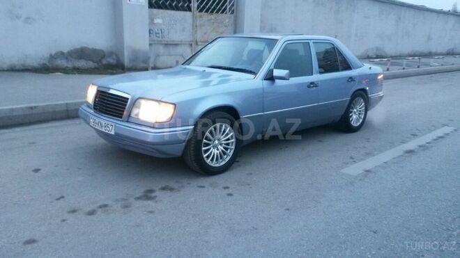 Mercedes E 320 1994, 289,000 km - 3.2 l - Bakı