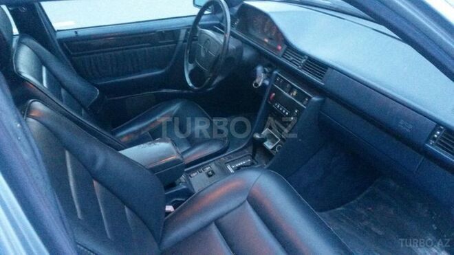 Mercedes E 320 1994, 289,000 km - 3.2 l - Bakı