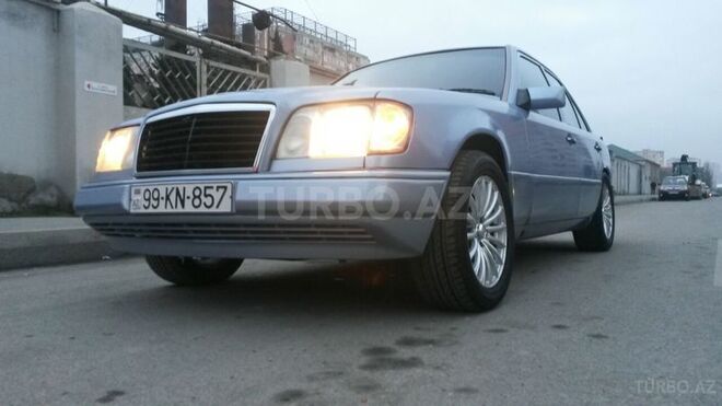 Mercedes E 320 1994, 289,000 km - 3.2 l - Bakı