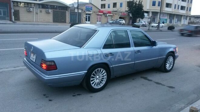 Mercedes E 320 1994, 289,000 km - 3.2 l - Bakı