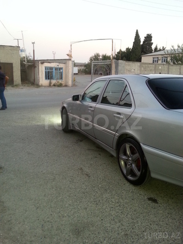Mercedes C 240 1998, 310,000 km - 2.4 l - Bakı