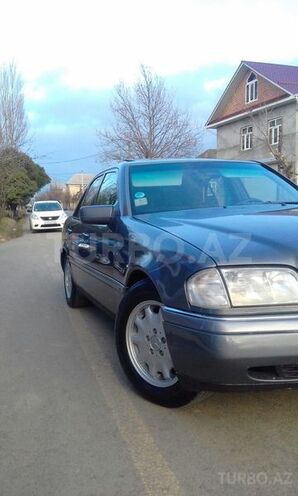Mercedes C 180 1995, 250,000 km - 1.8 l - Lənkəran