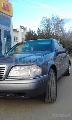 Mercedes C 180 1995, 250,000 km - 1.8 l - Lənkəran