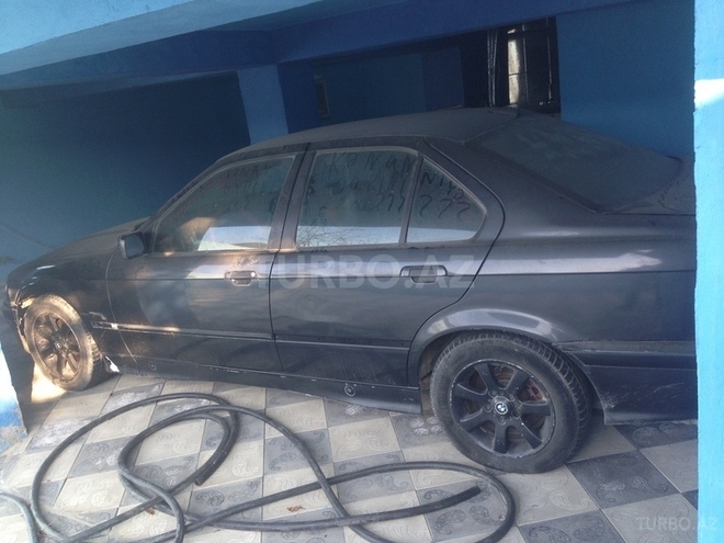 BMW 320 1993, 335,000 km - 0.2 l - Bakı