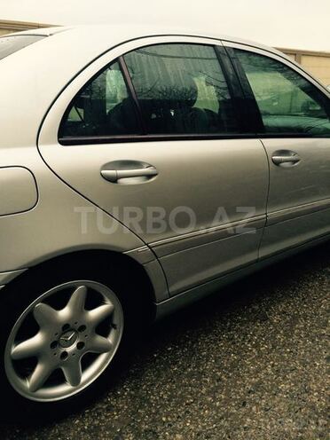Mercedes C 200 2000, 264,000 km - 2.0 l - Bakı