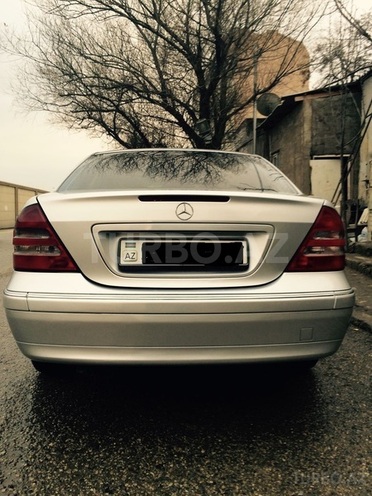 Mercedes C 200 2001, 264,000 km - 2.0 l - Bakı