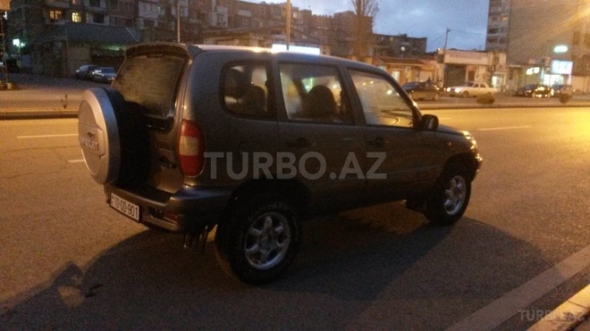 Chevrolet Niva 2005, 175,900 km - 1.7 l - Bakı