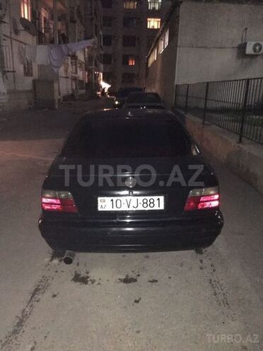 BMW 318 1994, 377,000 km - 1.8 l - Bakı