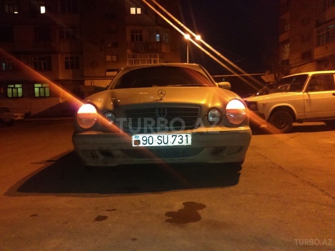 Mercedes E 200 2000, 277,743 km - 2.0 л - Bakı