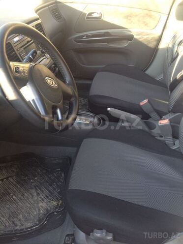 Kia Rio 2011, 95,000 km - 1.4 l - Göyçay