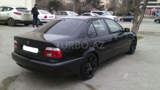 BMW 528 1998, 320,000 km - 2.8 л - Bakı