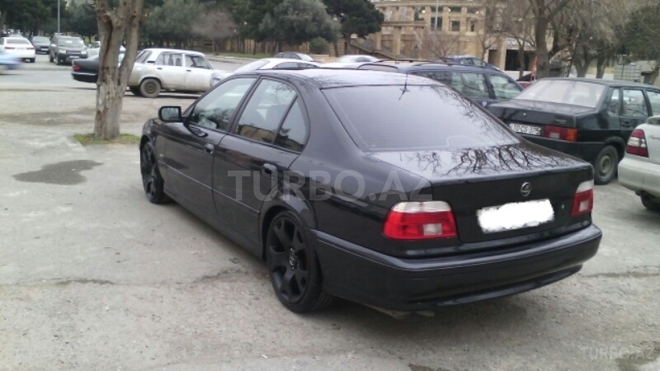BMW 528 1998, 320,000 km - 2.8 л - Bakı