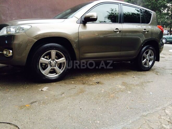 Toyota RAV4 2012, 76,000 km - 2.4 l - Bakı