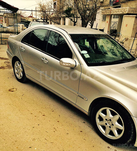 Mercedes C 200 2000, 264,000 km - 2.0 l - Bakı