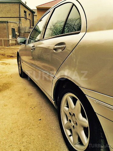 Mercedes C 200 2000, 264,000 km - 2.0 l - Bakı