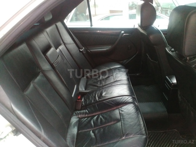 Mercedes C 230 1997, 230,000 km - 2.3 l - Bakı
