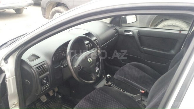 Opel Astra 1998, 218,000 km - 1.6 л - Bakı
