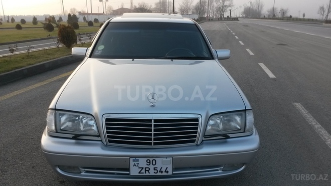Mercedes C 240 2000, 199,800 km - 2.4 л - Kürdəmir