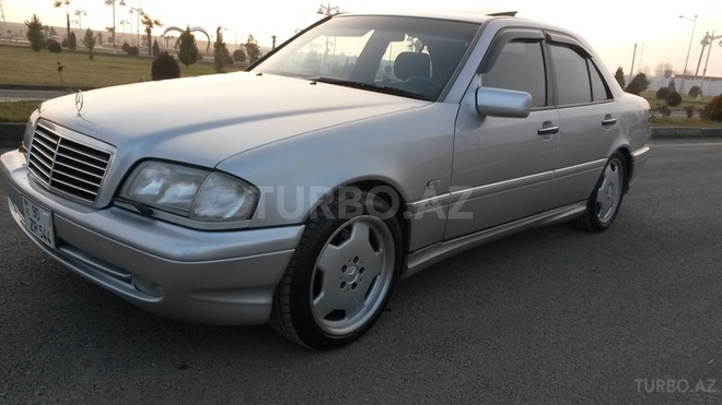 Mercedes C 240 2000, 199,800 km - 2.4 л - Kürdəmir