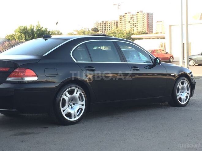 BMW 735 2004, 240,000 km - 3.0 l - Bakı