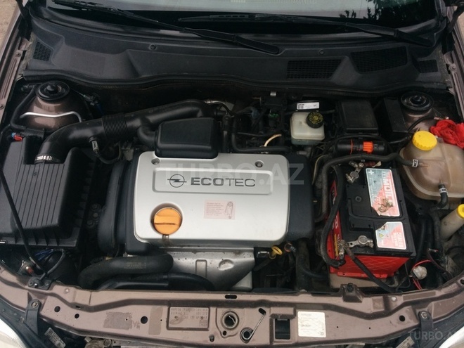 Opel Astra 1998, 350,000 km - 1.6 l - Salyan