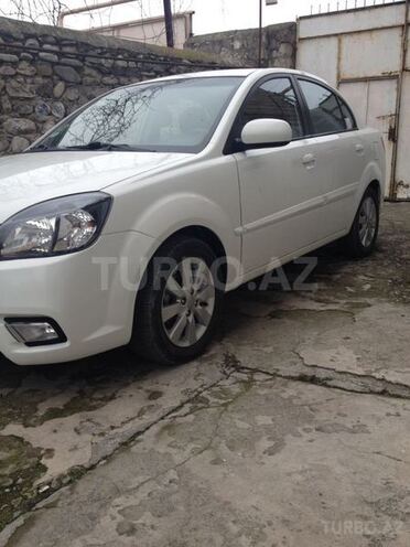 Kia Rio 2011, 95,000 km - 1.4 l - Göyçay