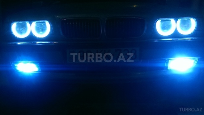 BMW 735 2001, 266,745 km - 3.5 l - Bakı