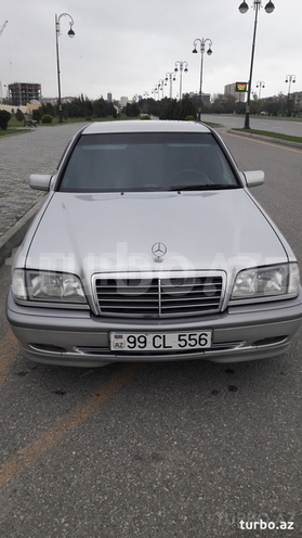 Mercedes C 180 2016, 10,000 km - 3.8 л - Cəlilabad