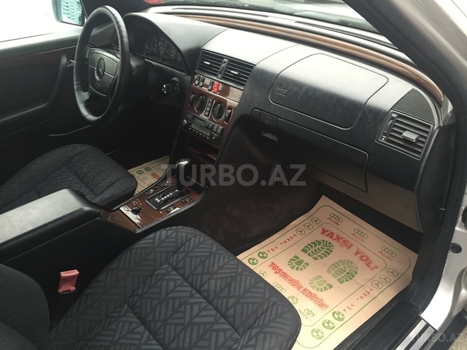 Mercedes C 200 1995, 225,000 km - 2.0 л - Bakı