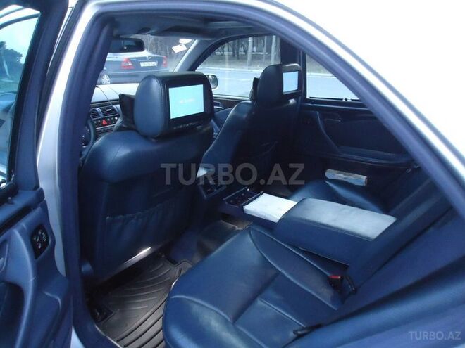 Mercedes E 320 2000, 235,000 km - 3.2 l - Sumqayıt