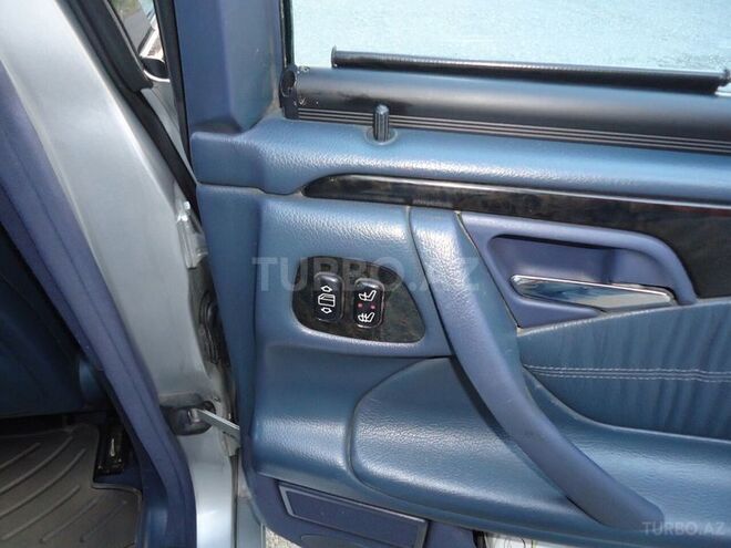 Mercedes E 320 2000, 235,000 km - 3.2 l - Sumqayıt