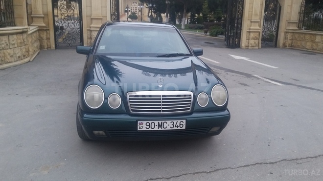 Mercedes E 230 1997, 315,000 km - 2.3 l - Bakı