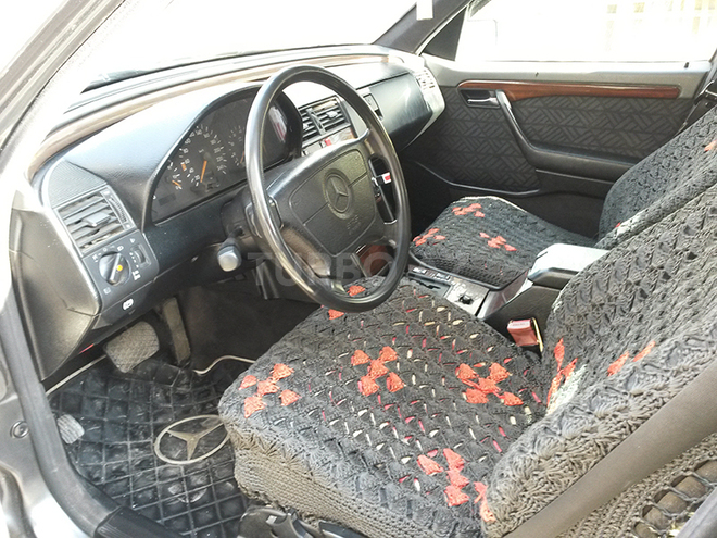 Mercedes C 180 1994, 352,568 km - 1.8 l - Şəki