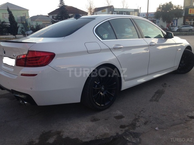 BMW 520 2011, 105,000 km - 2.0 l - Bakı