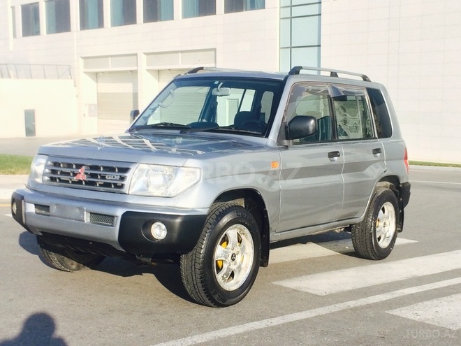 Mitsubishi Pajero io 1999, 227,926 km - 1.8 l - Bakı