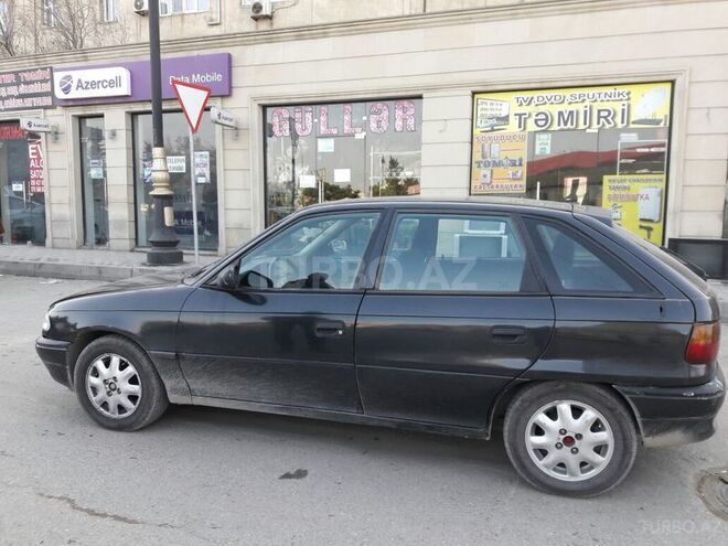 Opel Astra 1997, 350,000 km - 1.6 l - Bakı