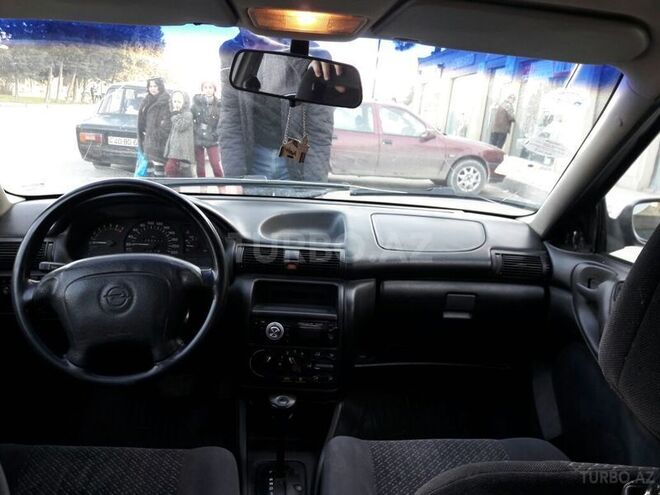 Opel Astra 1997, 350,000 km - 1.6 l - Bakı