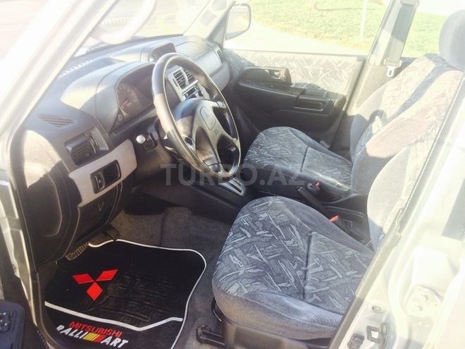 Mitsubishi Pajero io 1999, 227,926 km - 1.8 l - Bakı