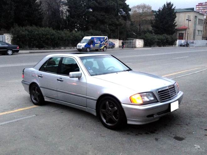 Mercedes C 230 1997, 174,000 km - 2.3 l - Bakı
