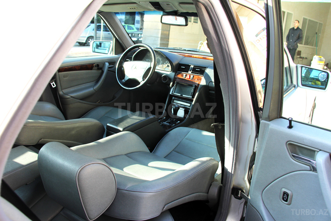 Mercedes C 230 1997, 174,000 km - 2.3 l - Bakı