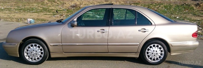 Mercedes E 200 2000, 279,000 km - 2.2 l - Bakı