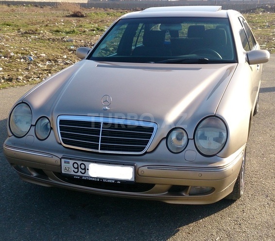 Mercedes E 200 2000, 279,000 km - 2.2 l - Bakı