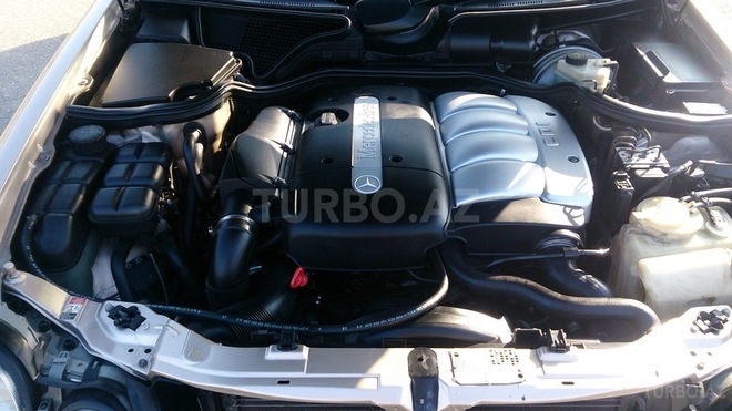 Mercedes E 200 2000, 279,000 km - 2.2 l - Bakı
