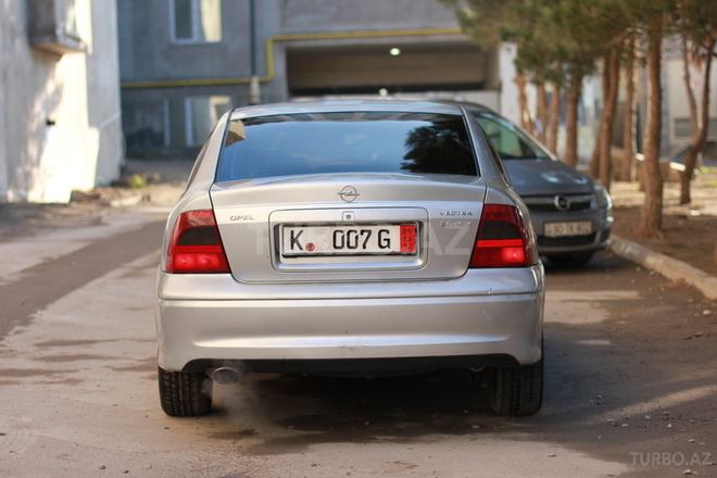 Opel Vectra 2000, 256,255 km - 2.0 l - Bakı