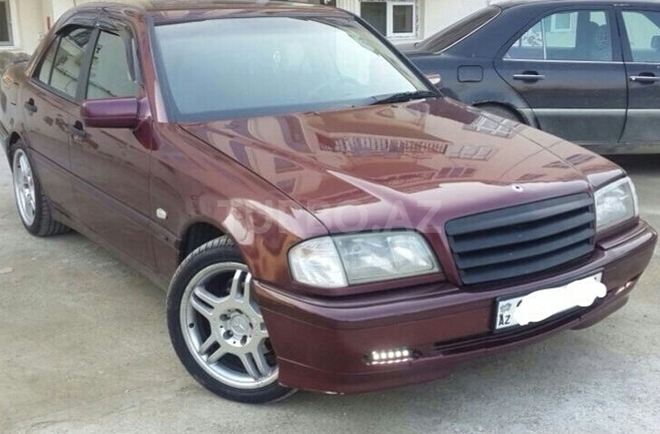 Mercedes C 200 1998, 330,000 km - 2.0 l - Bakı
