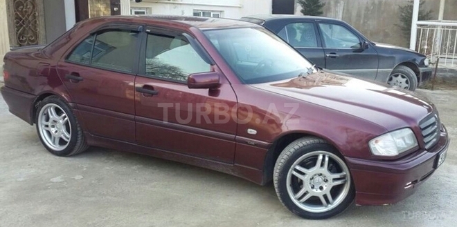 Mercedes C 200 1998, 330,000 km - 2.0 l - Bakı
