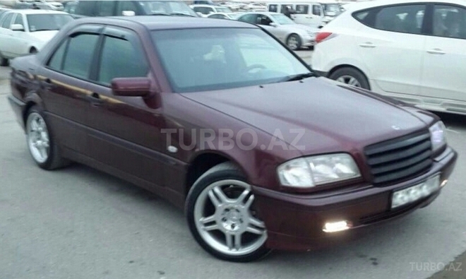 Mercedes C 200 1998, 330,000 km - 2.0 l - Bakı